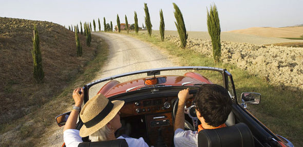 tourism-car-hire-02